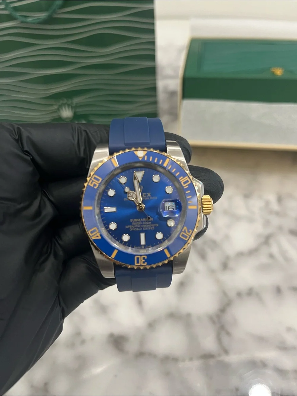 Luxury Men's Blue Dial Watch with Blue Strap